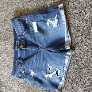 Maurices Cuffed Stretch Denim Jean Shorts| Size 8